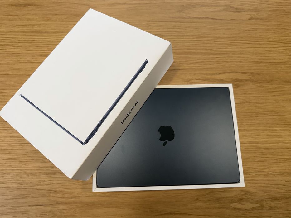 Macbook Air 13” M4 256GB 16GB RAM