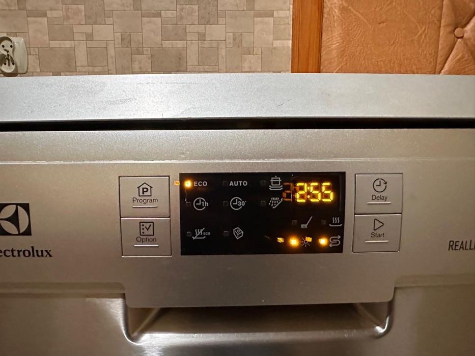 Zmywarka wolnostojąca Electrolux 45cm sprawna