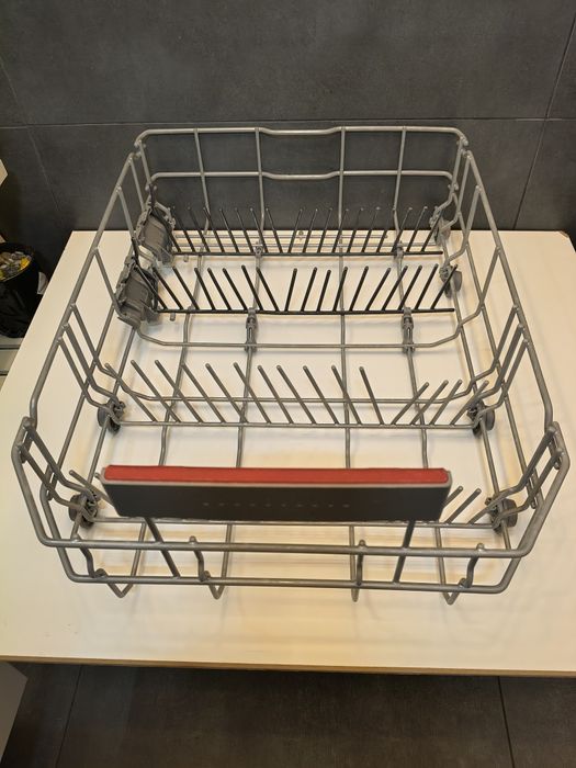 Oryginalny kompletny kosz szufdowy dolny wąski Bosch dostawa