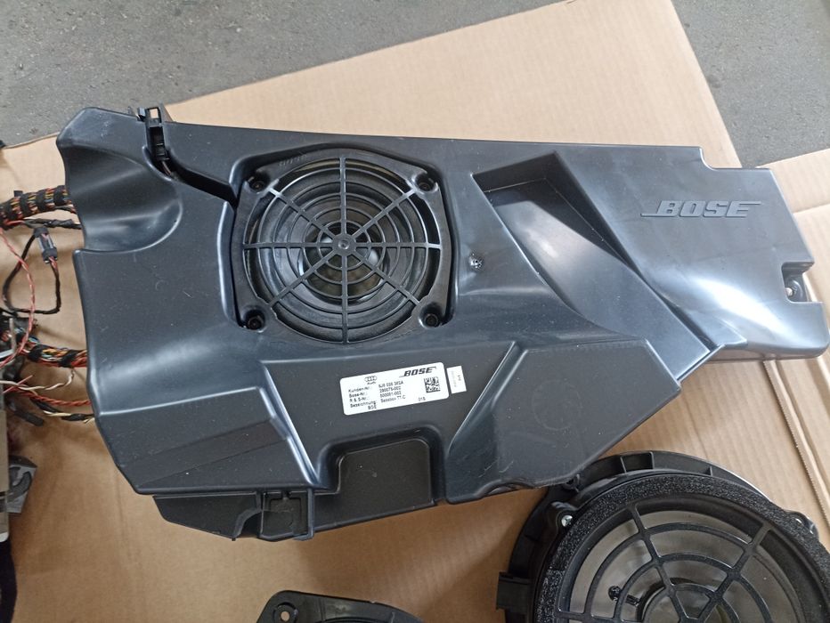 Nagłośnienie głośniki subofer wzmacniacz audi tt 8j rs  Bose komplet