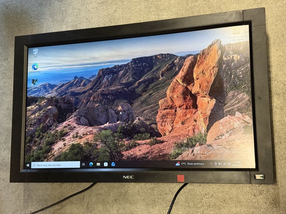 Monitor Nec V321 32 cale sprawny