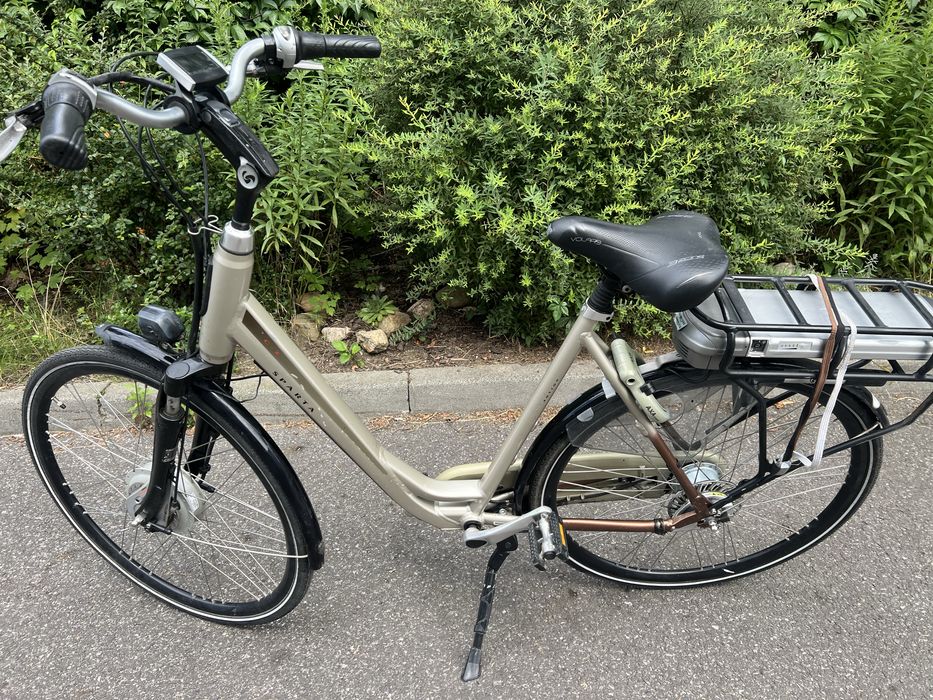 Holenderski rower elektryczny SPARTA EMOTION 36v 8 biegow NEXUS /A