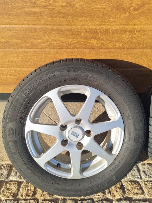 Jantes 15" Fur. 5×112 Pneus 195/65 R15 Michelin
