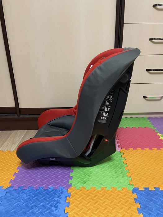 Авто крісло lindo hb905