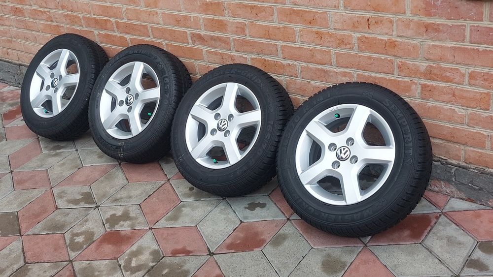 Комплект дисків та зимових шин 4×100 R14 Оригінал VW Borbet та 165/70/14 Semperit 7,5 мм у стані НОВИХ на VW UP E-UP Skoda Citigo Seat MII
