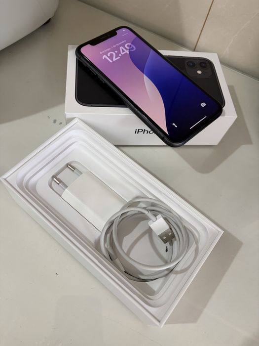 iPhone 11 64 GB Preto – Face ID avariado – bateria 75% + capas