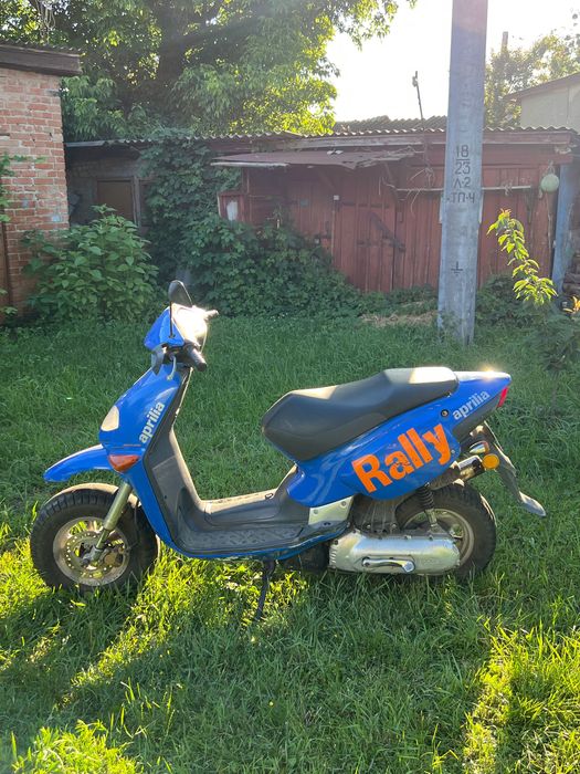 Скутер Aprilia Rally