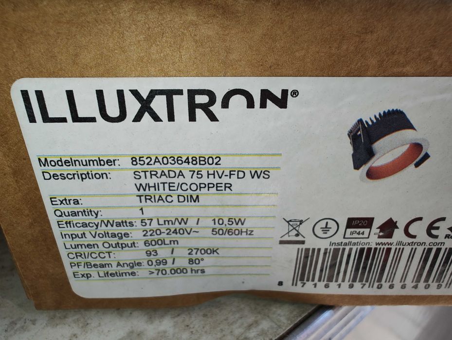 Illuxtron Strada 75 HV-FD WS spot downlight LED 10.5W 600 lumenów