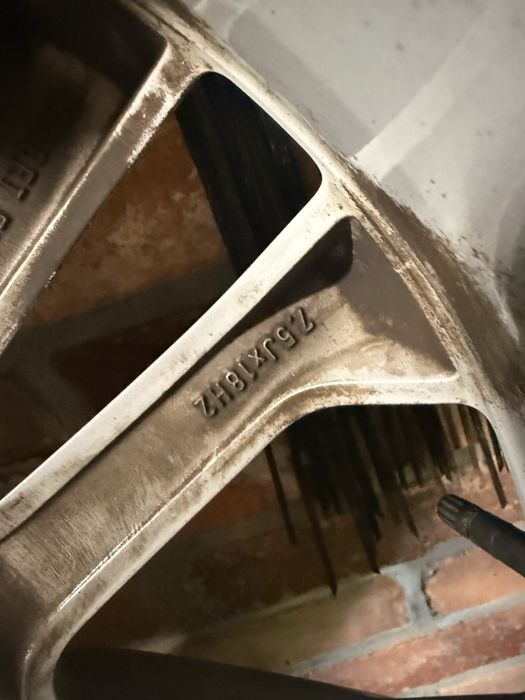 Koła Alufelgi Ford 235/50 R18