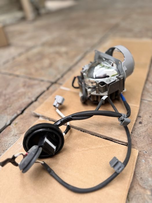 Лінза led drive Lexus NX 300, 2018 права