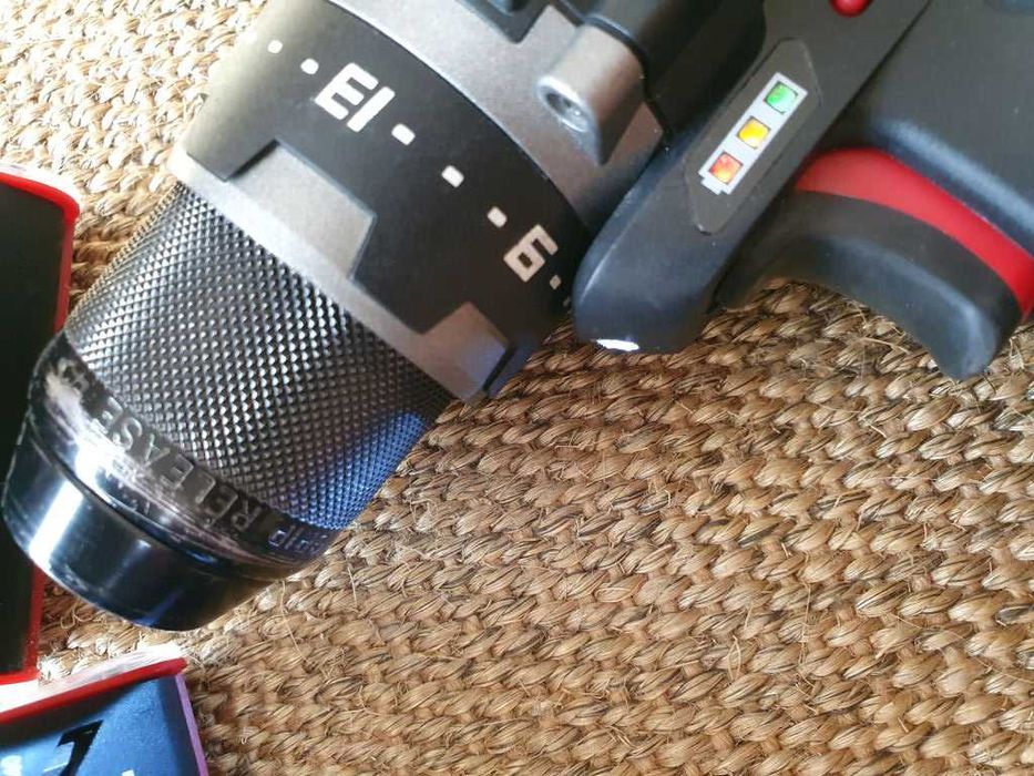 Conjunto Berbequim/ Aparafusadora 12V PARKSIDE PERFORMANCE PBSPA12B2