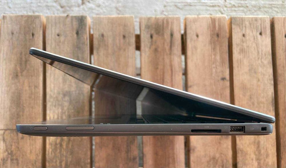 Dell Latitude 3379 | i3-6006U | 8GB DDR4 | 128GB SSD | Touch | 2-в-1