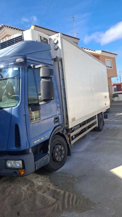 Camião Frigorífico Profissional com Motor de Frio