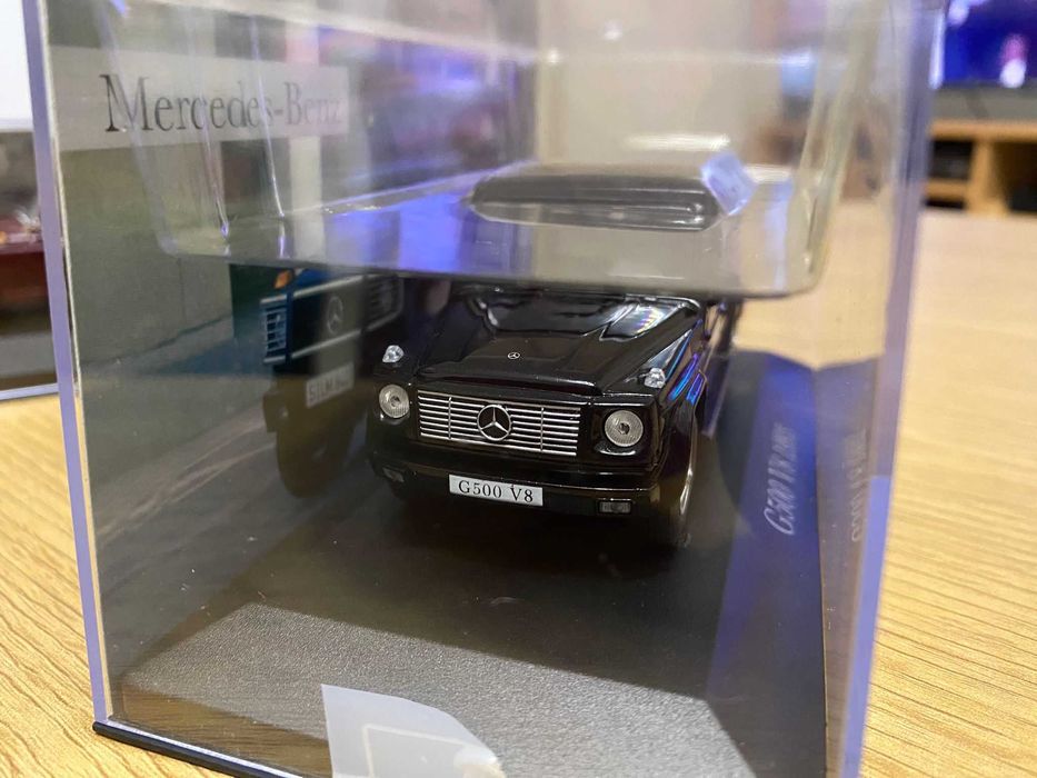 Miniaturas Mercedes-Benz 1:43 – G500 V8 1993 e 180D 1954