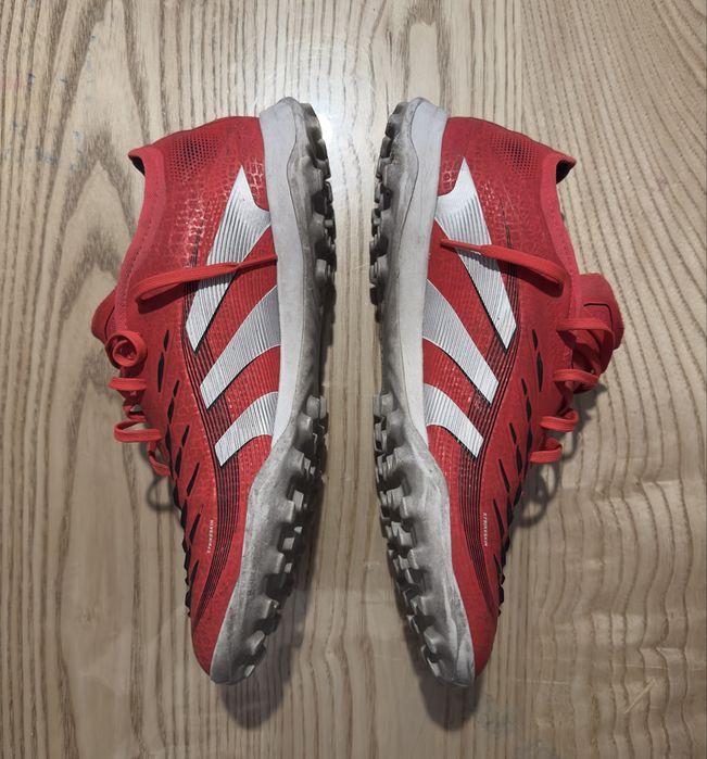 Chuteira de Futebol Predator Pro Piso Sintetico