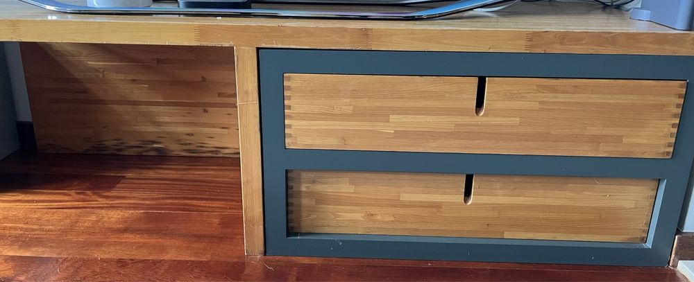 Movél de tv marca Paularte