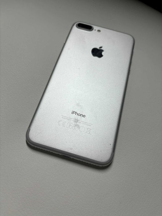 iPhone 7 Plus 32 GB Srebrny