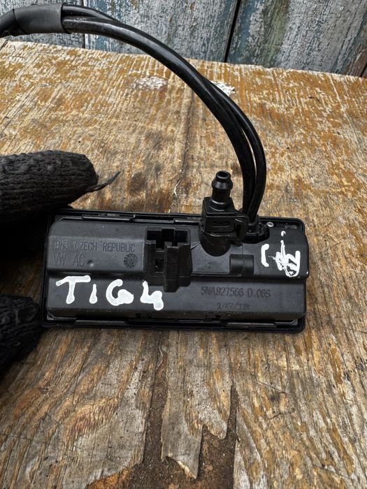 Камера заднего вида Volkswagen Tiguan