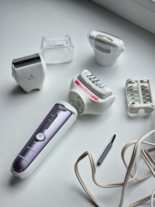 Епілятор Panasonic серії ES-EL максимальної коплектації
