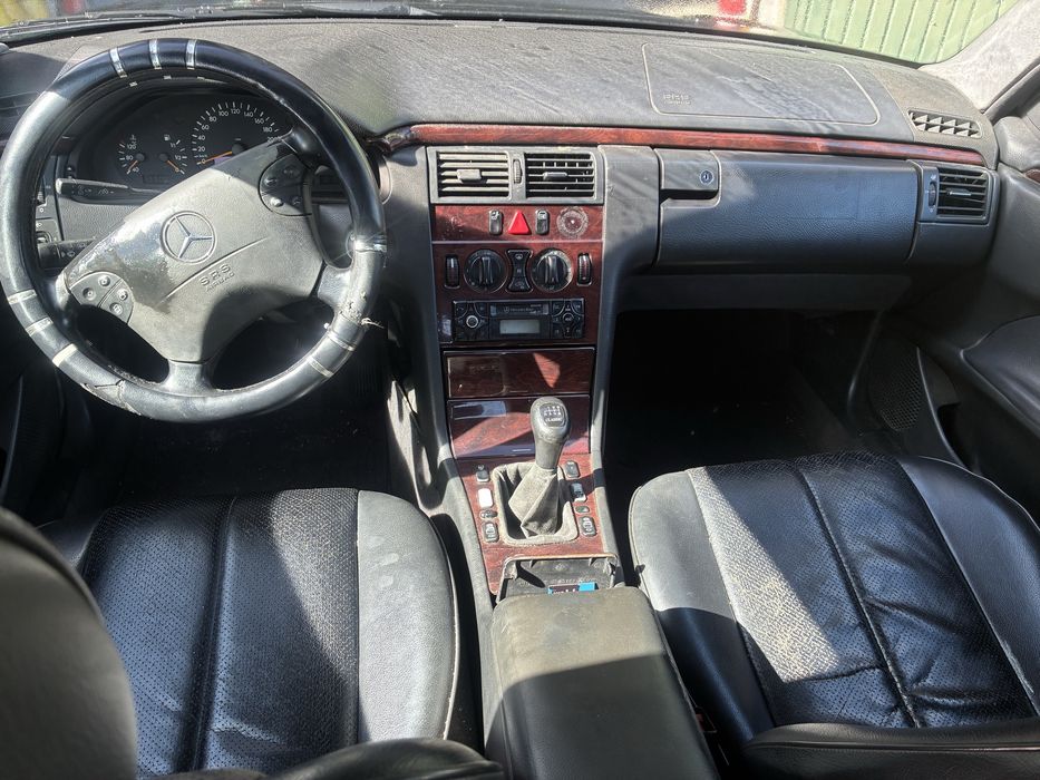 Mercedes E220 cdi