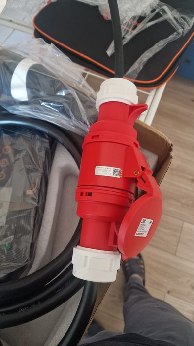 Зарядка type 2 22 кВт три фази