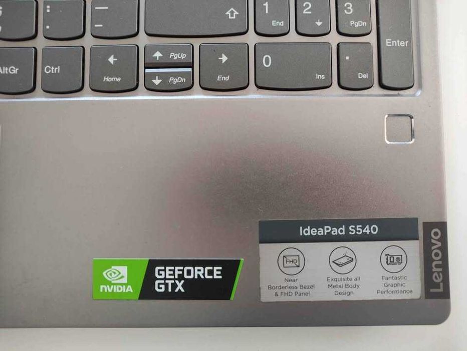 Lenovo IdeaPad S540 (15" Intel)