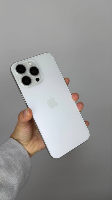 Apple iPhone 15 Pro Max 256GB White Titanium 90% Neverlock