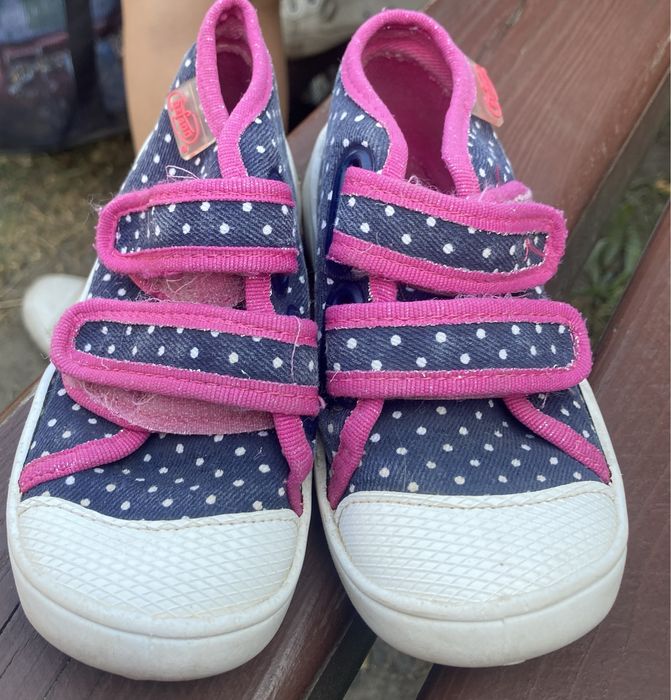 Trampki dla dziewczynki rozmiqr 24 używane