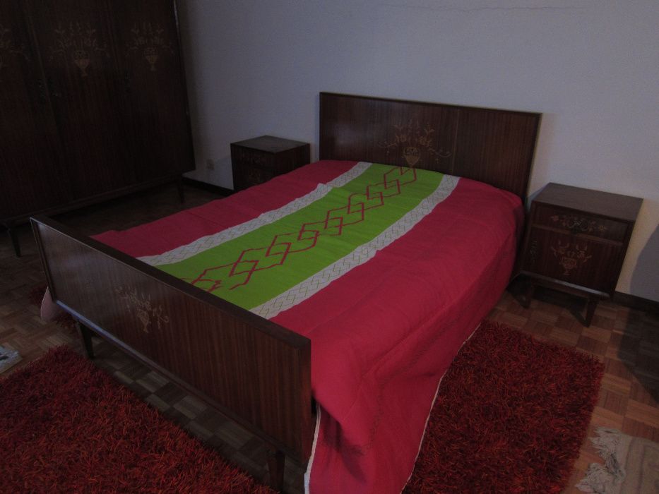 Mobília Nórdica- Cama, Móveis, Mesa de Cabeceira