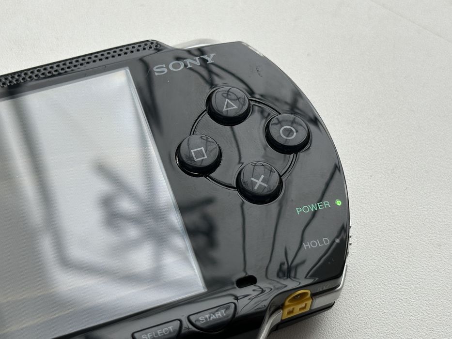 Sony PSP 1000 8gb Black 9 Ігор з новою батарейкою