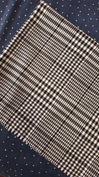 Відріз костюмної тканини. Ткань  на брюки.