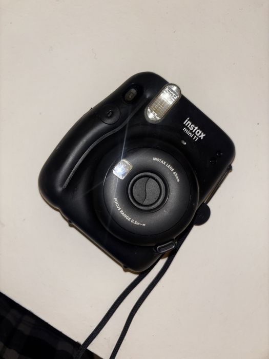 Câmera Instax mini 11