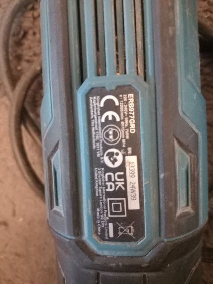 Szlifierka kątowa Erbauer 750 W 125 mm