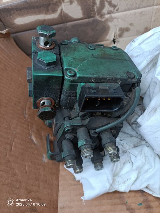 Паливний насос високого тиску VOLVO