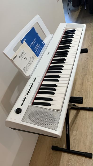 Синтезатор Yamaha NP-12WH