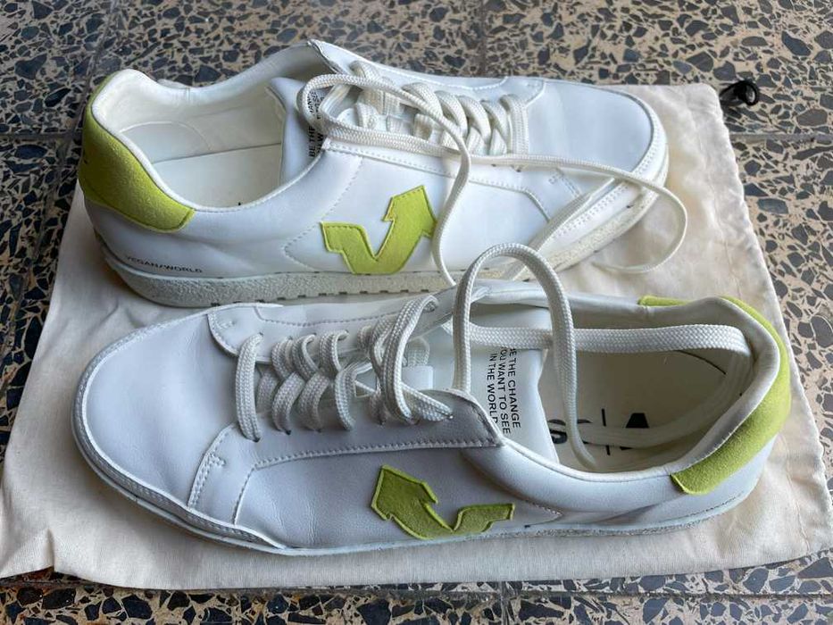 Ténis Vegan de homem por estrear (tamanho 44)