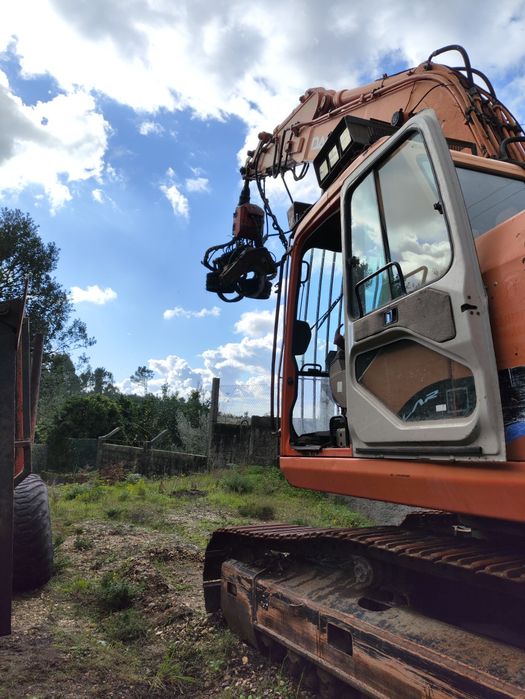 Máquina de corte florestal