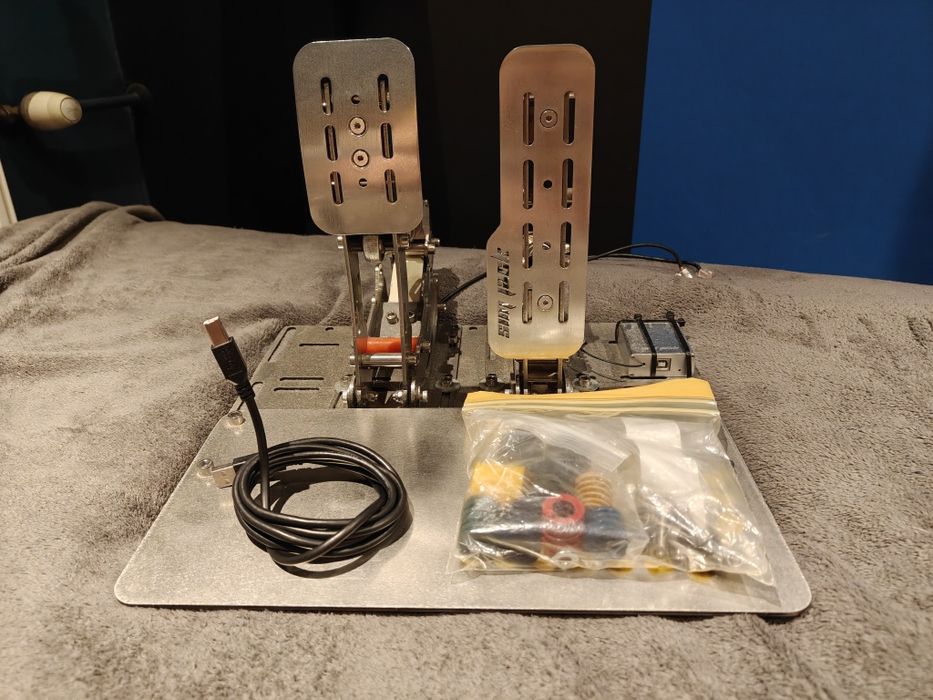 Simjack hamulec i gaz