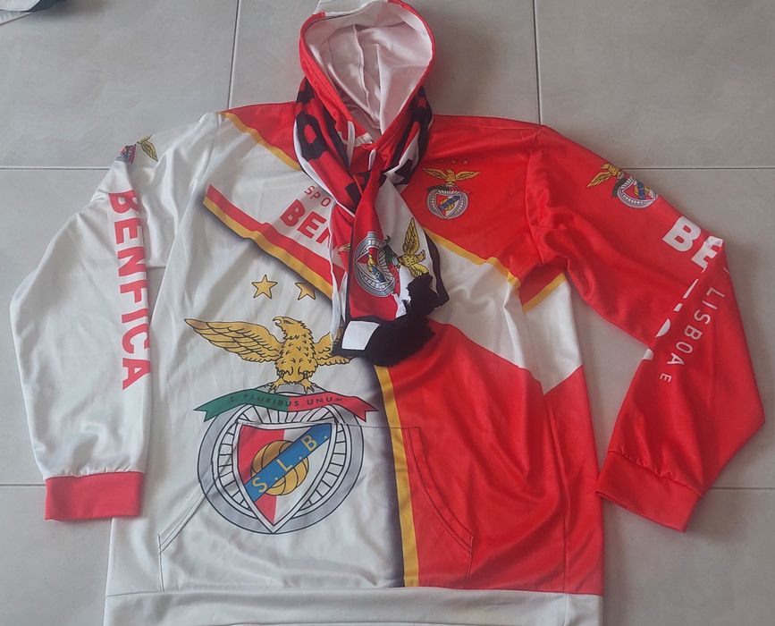 Blusa+ cachecol do Benfica