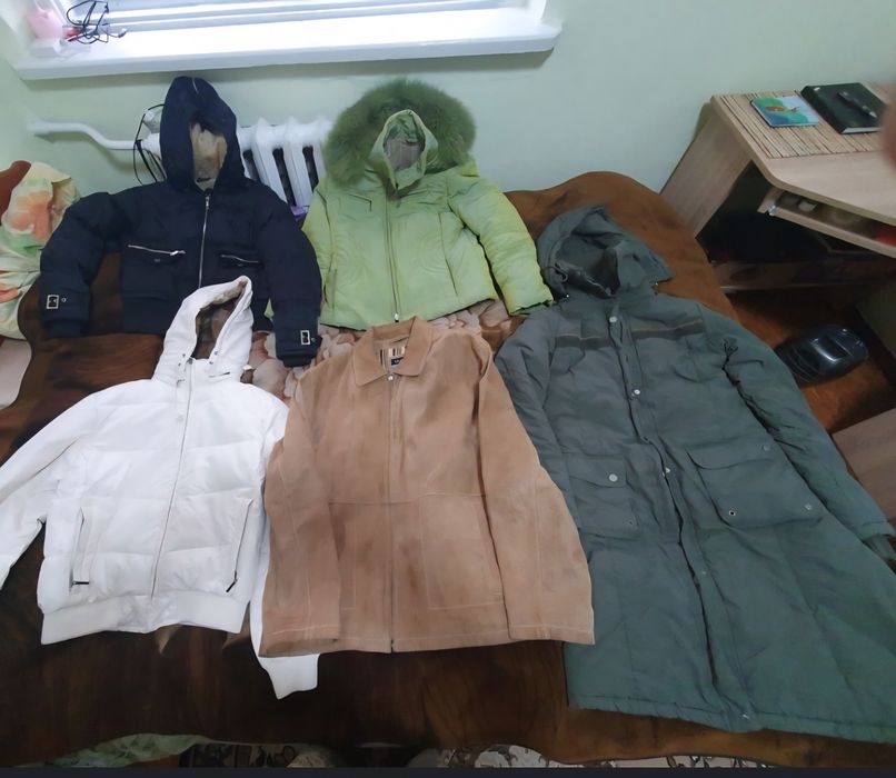 Жіночі куртки, осінь, зима.