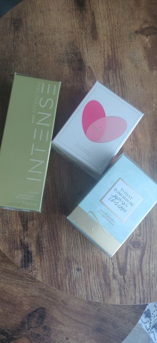 Zestaw perfum avon damska