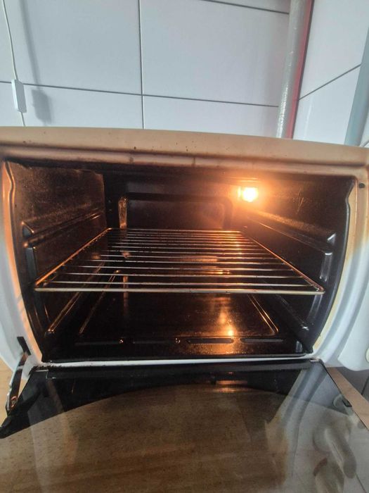 Piekarnik wolnostojący Delonghi