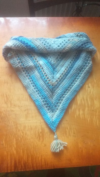 Chusta na szydełku nowa