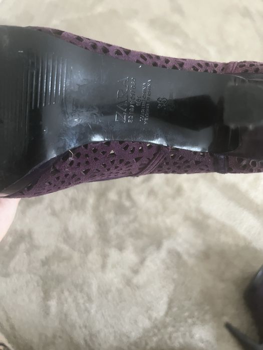 Sapatos arrendados Massimo Dutti
