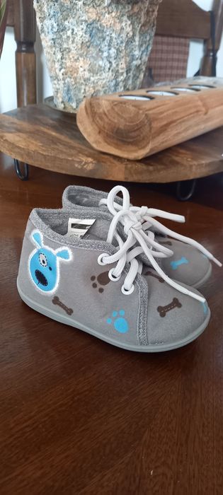 Buciki kapcie dziecięce roz.22