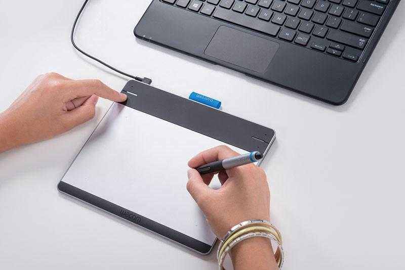 Mesa gráfica Wacom Intuos®: Creative Pen & Touch Tablet (S) + Software64283824181761123