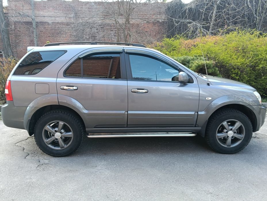 KIA Sorento 2009 VIN KNAJC524895883324 фото оголошення 4 з 18