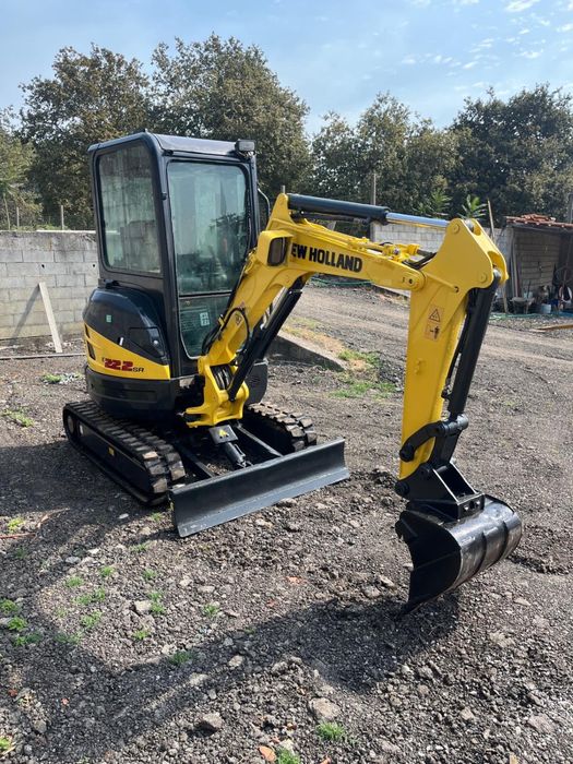Mini giratória New Holland 22.2-SR
