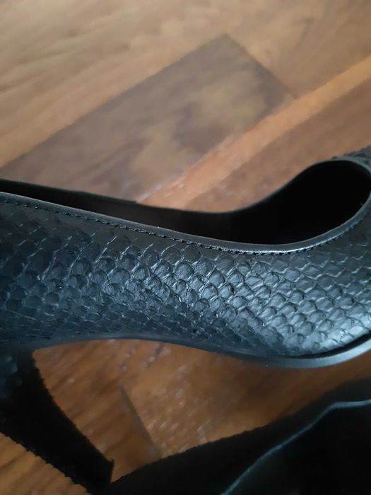 Czółenka Ecco, nowe