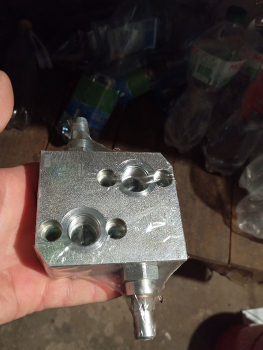 Клапан запобіжний